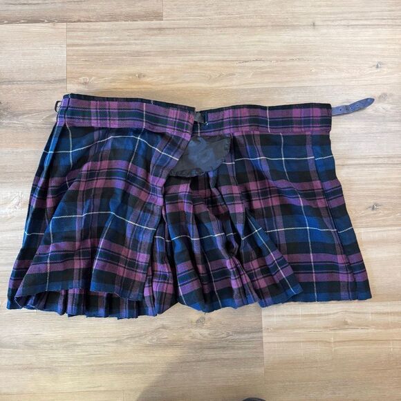 Traditional Scottish Pride Of Scotland Tartan Purple And Blue Mens Kilt Pleated - Picture 2 of 5